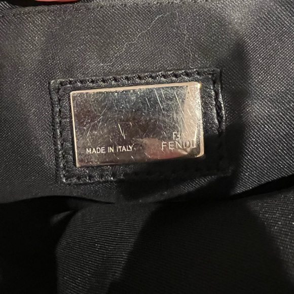 Vintage Fendi Zucca Shoulder Bag - Picture 4 of 11